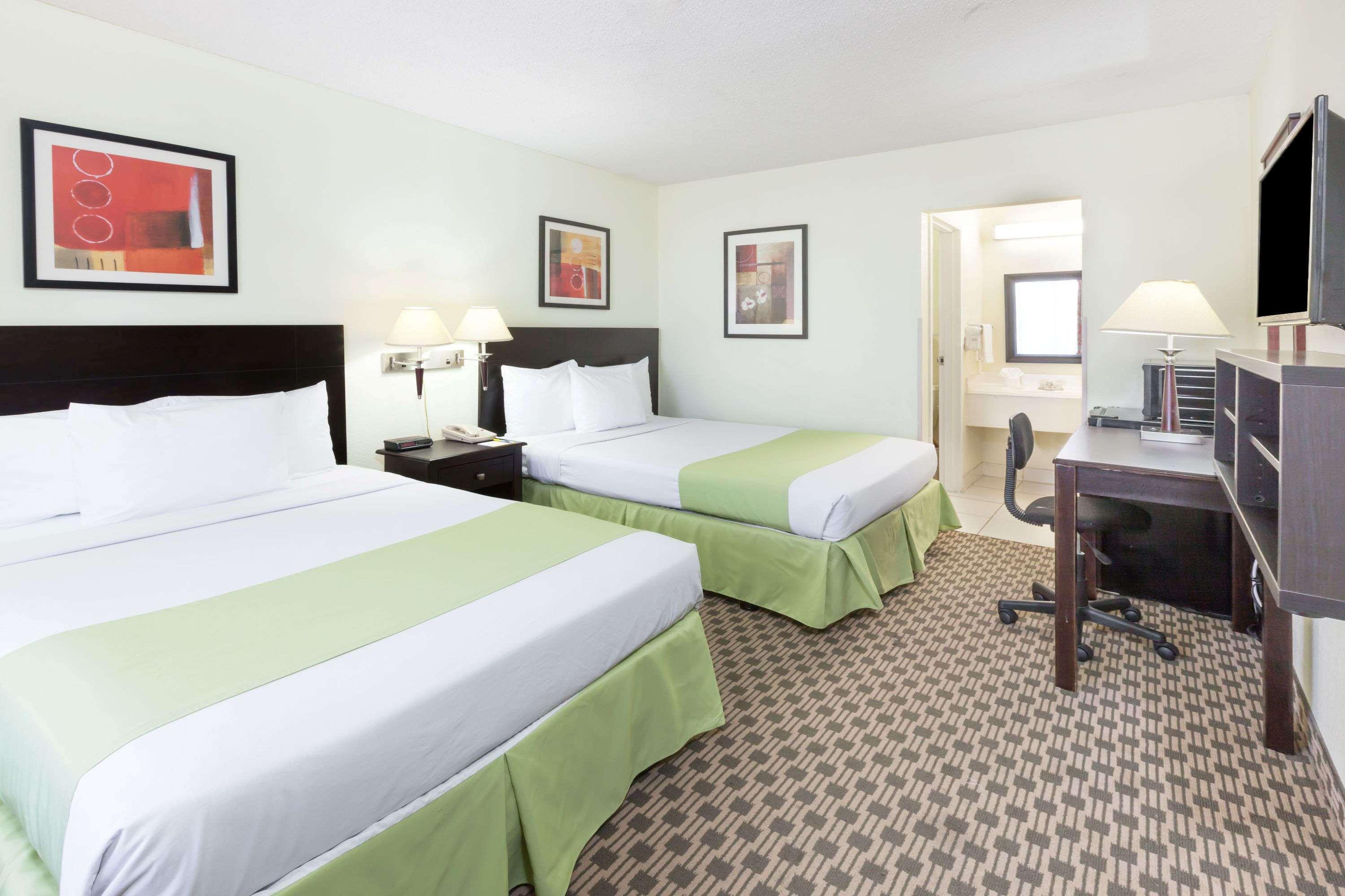Days Inn By Wyndham Irving Grapevine Dfw Airport North Esterno foto
