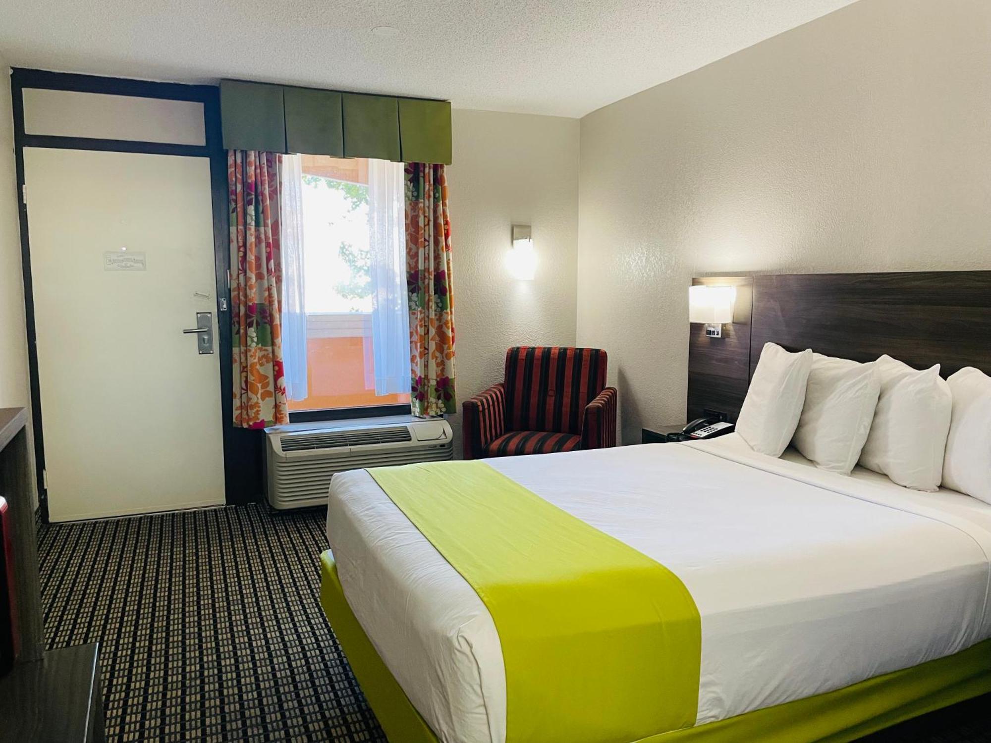 Days Inn By Wyndham Irving Grapevine Dfw Airport North Esterno foto