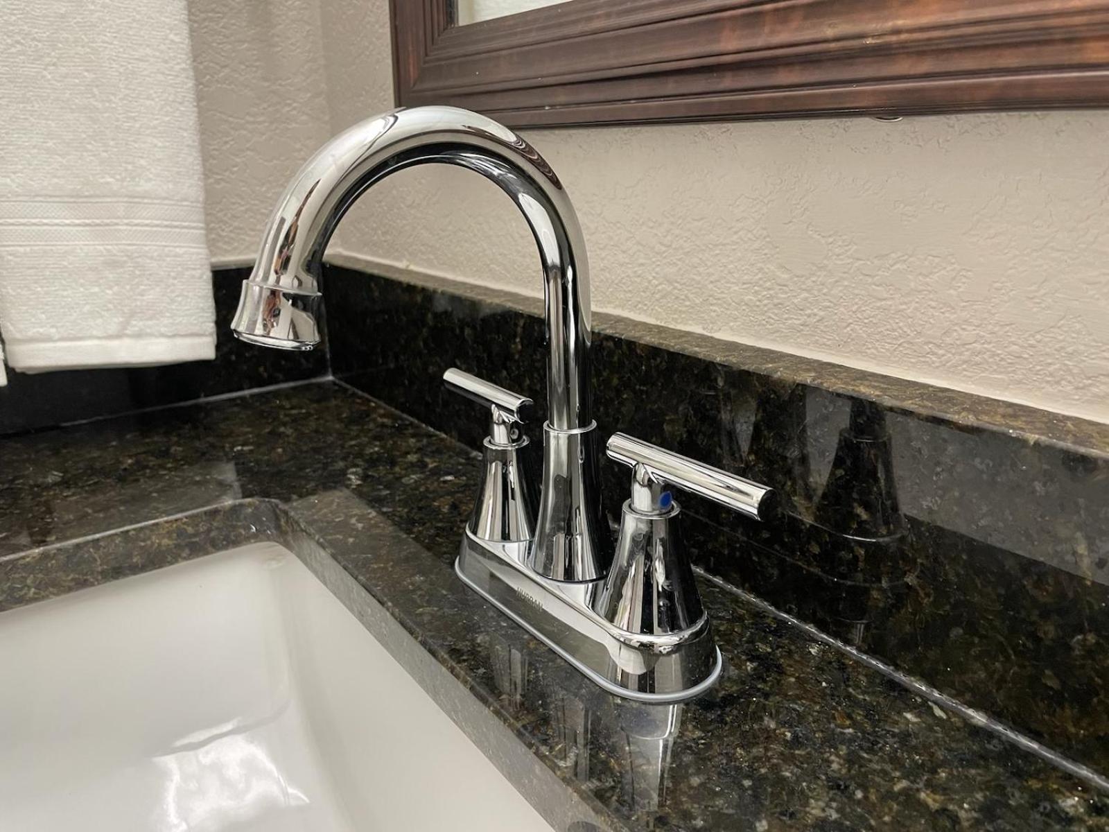 Days Inn By Wyndham Irving Grapevine Dfw Airport North Esterno foto