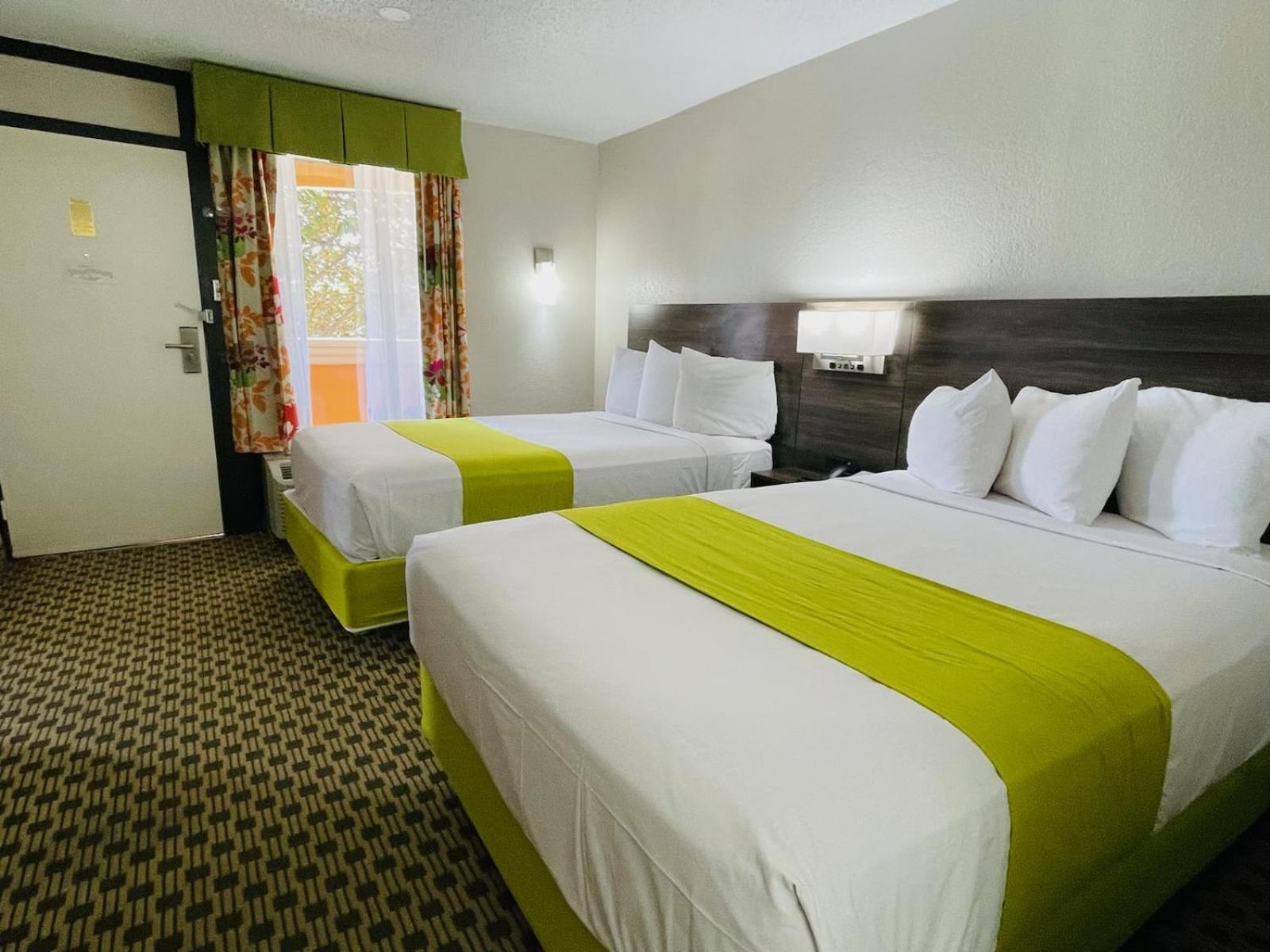 Days Inn By Wyndham Irving Grapevine Dfw Airport North Esterno foto