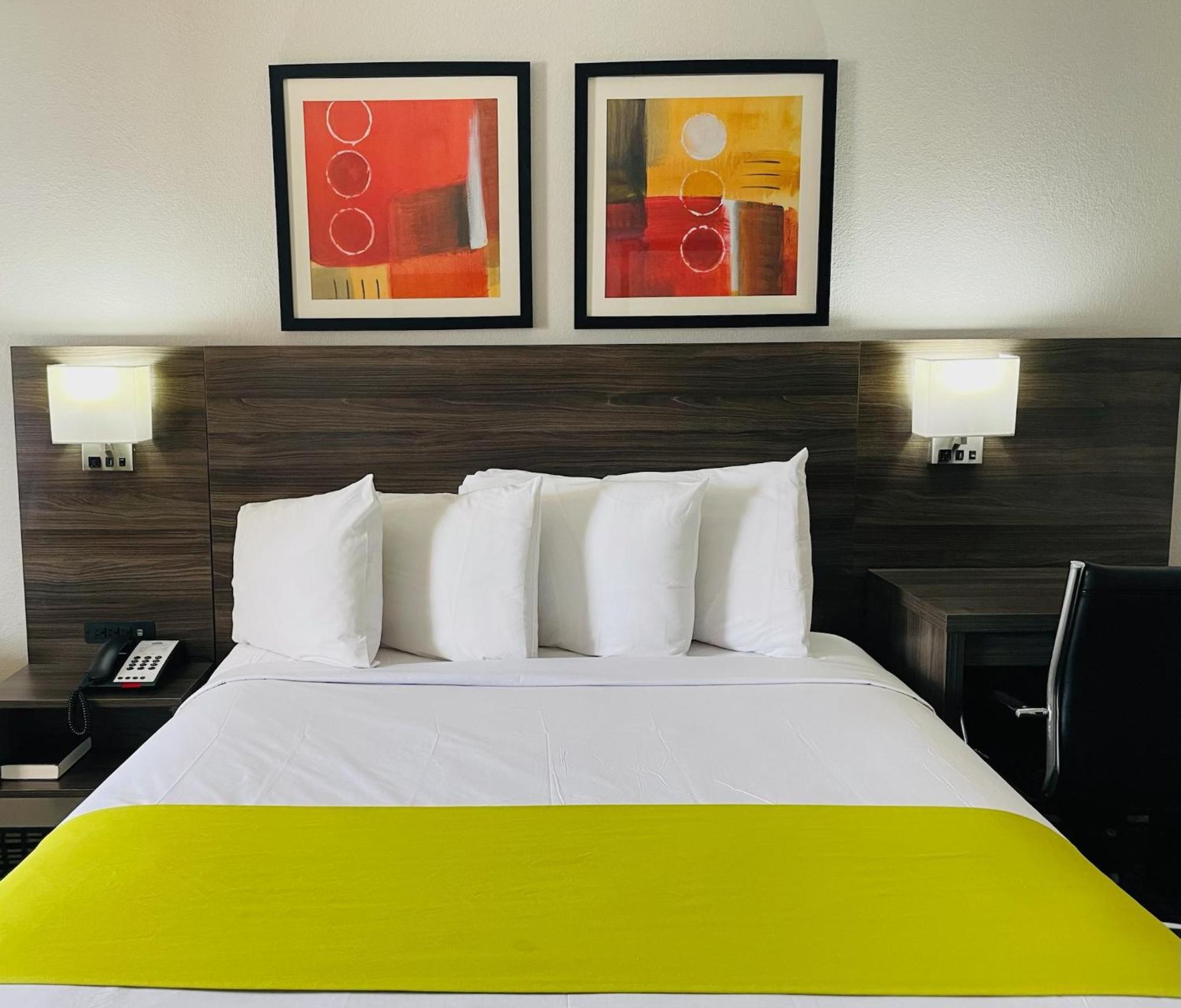 Days Inn By Wyndham Irving Grapevine Dfw Airport North Esterno foto